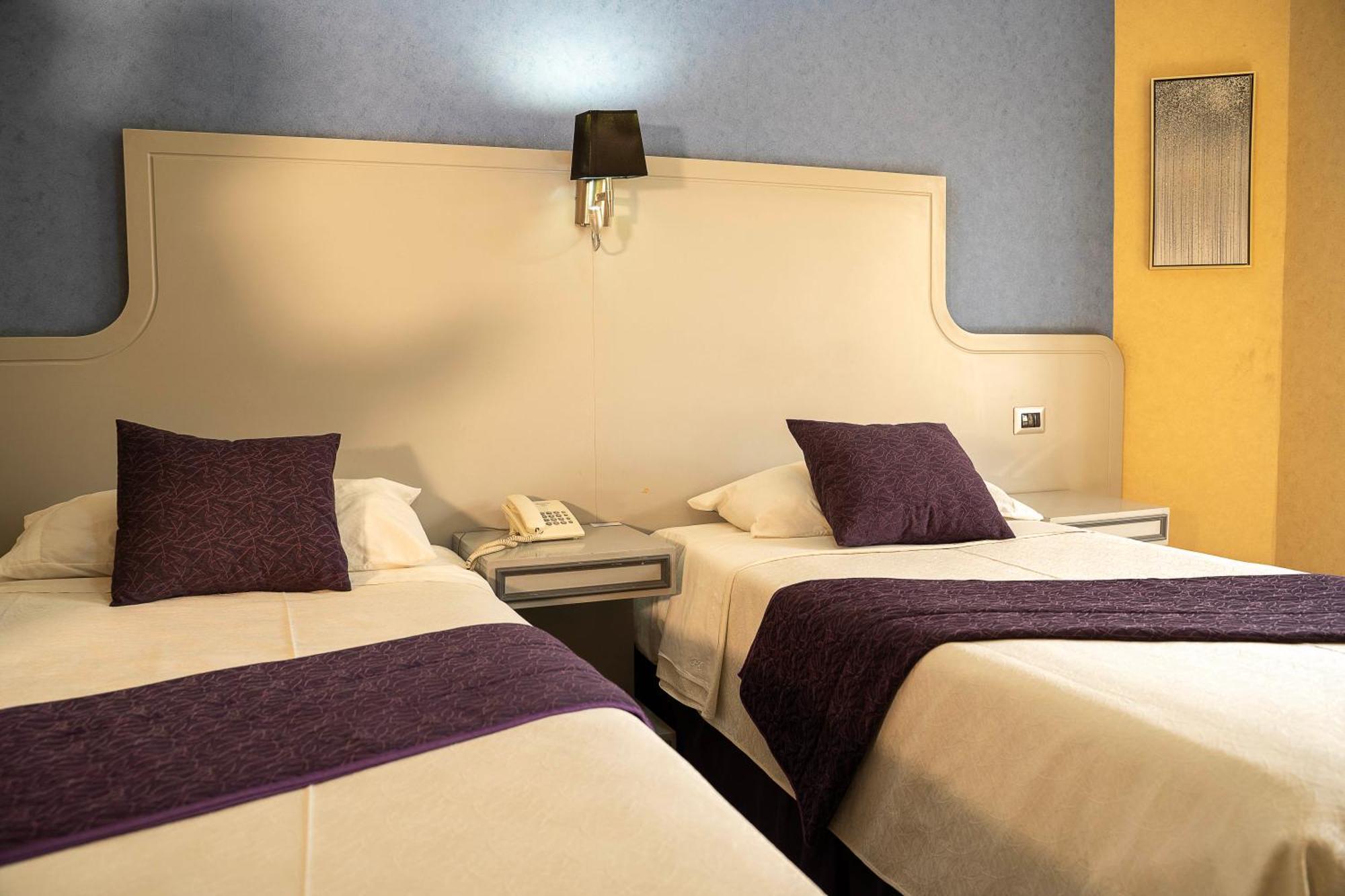 Infinity Park Hotel 산티아고 외부 사진